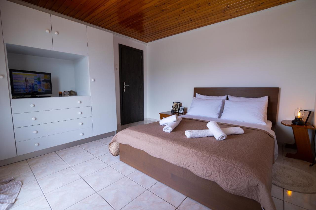 Oceanus Summer House Salamine Extérieur photo